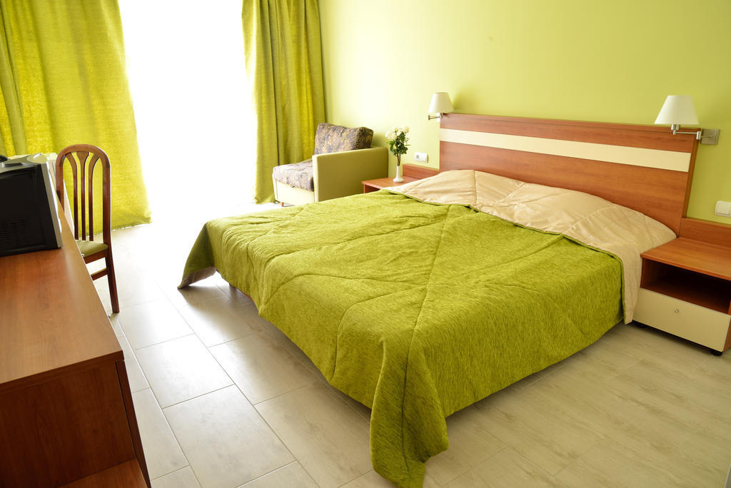 Glicinia Hotel Golden Sands Rum bild