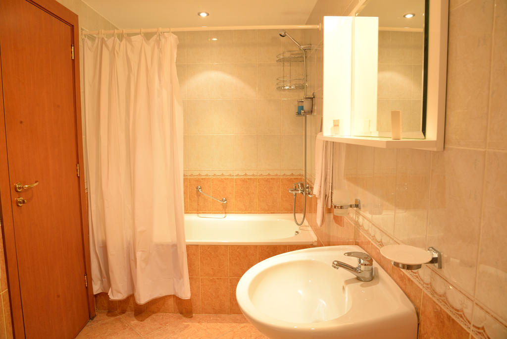 Glicinia Hotel Golden Sands Exteriör bild