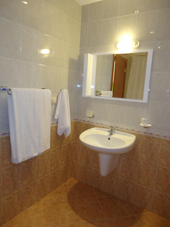 Glicinia Hotel Golden Sands Rum bild